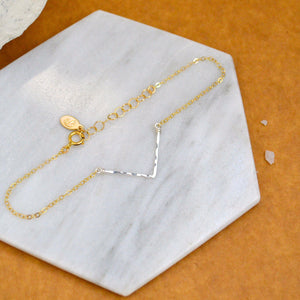 Chevron Bracelet - handmade hammered shimmering chevron chain bracelet - Foamy Wader