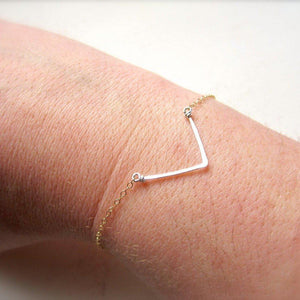 Chevron Bracelet - handmade hammered shimmering chevron chain bracelet - Foamy Wader