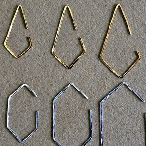 Dunes Hoop Earrings - 14K gold hammered kite diamond shape hoop earrings - Foamy Wader