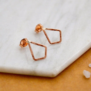 Dunes Stud Earrings - minimalist hammered kite post earrings - Foamy Wader