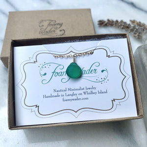 Stunna Necklace - emerald green onyx gemstone solitaire necklace - Foamy Wader