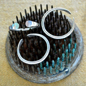 Custom Initial Ring - open face double initial signet monogram ring - Foamy Wader