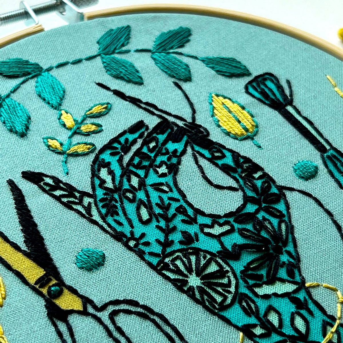 DIY - Embroidery - Maker Kit