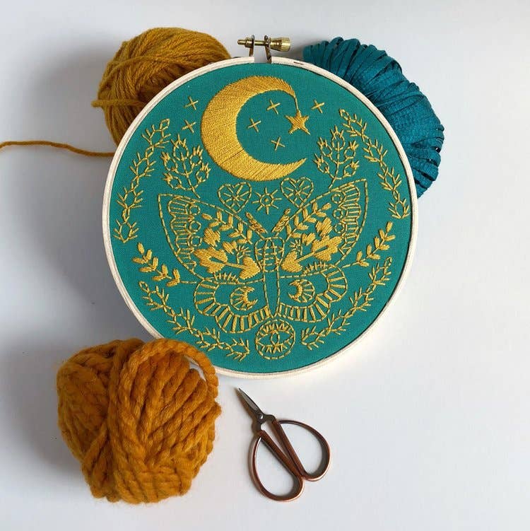 DIY - Embroidery - Lunar Moth Kit