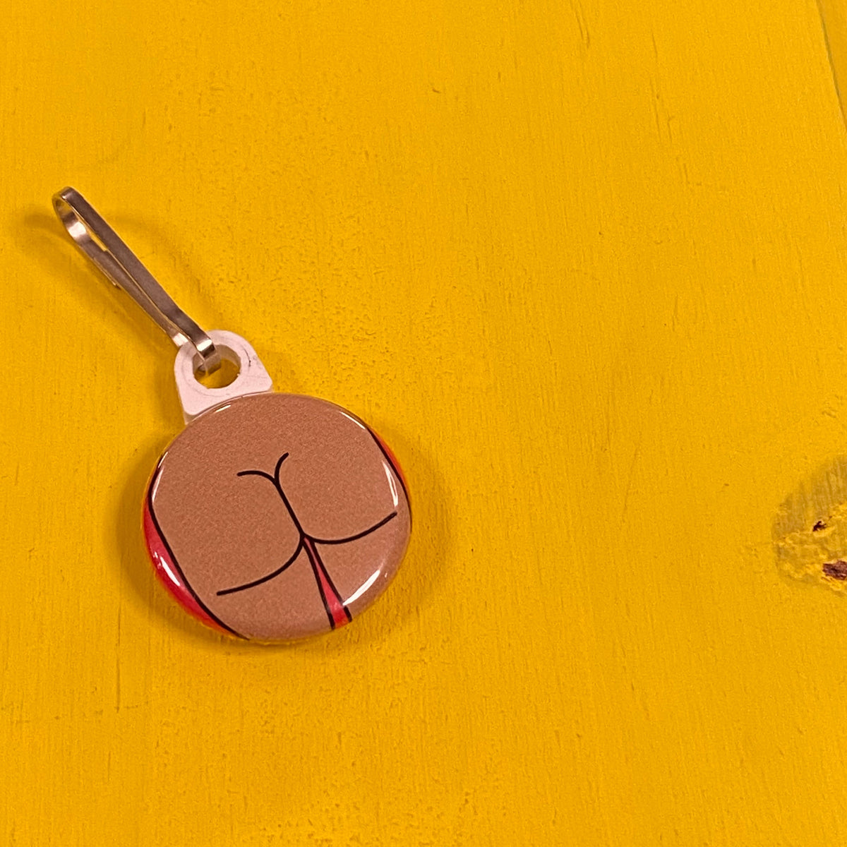 Zipper Pull - Butts
