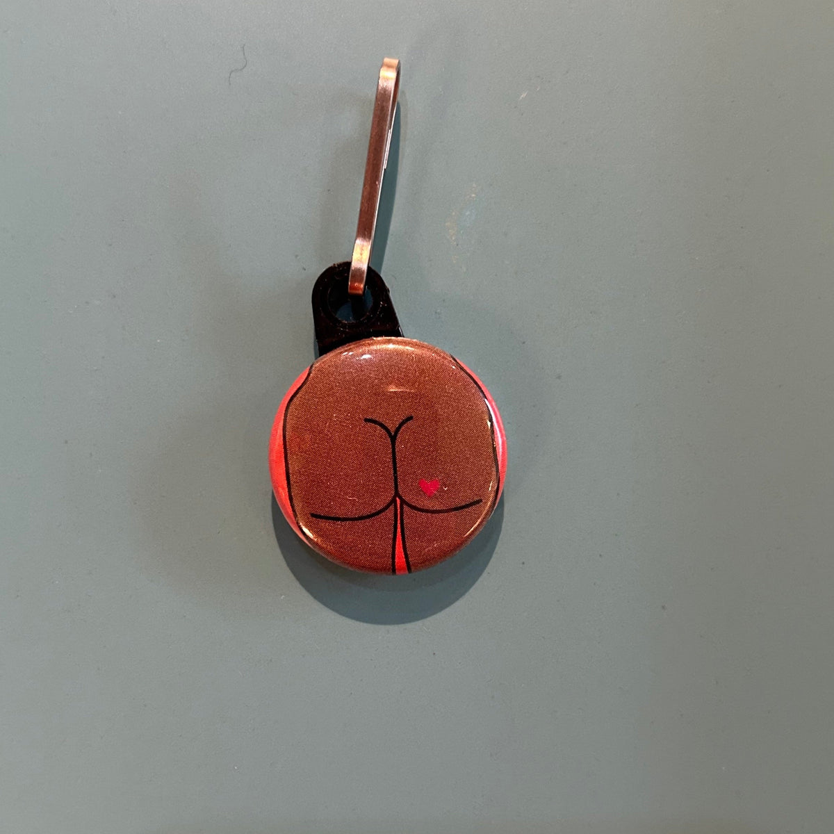 Zipper Pull - Butts
