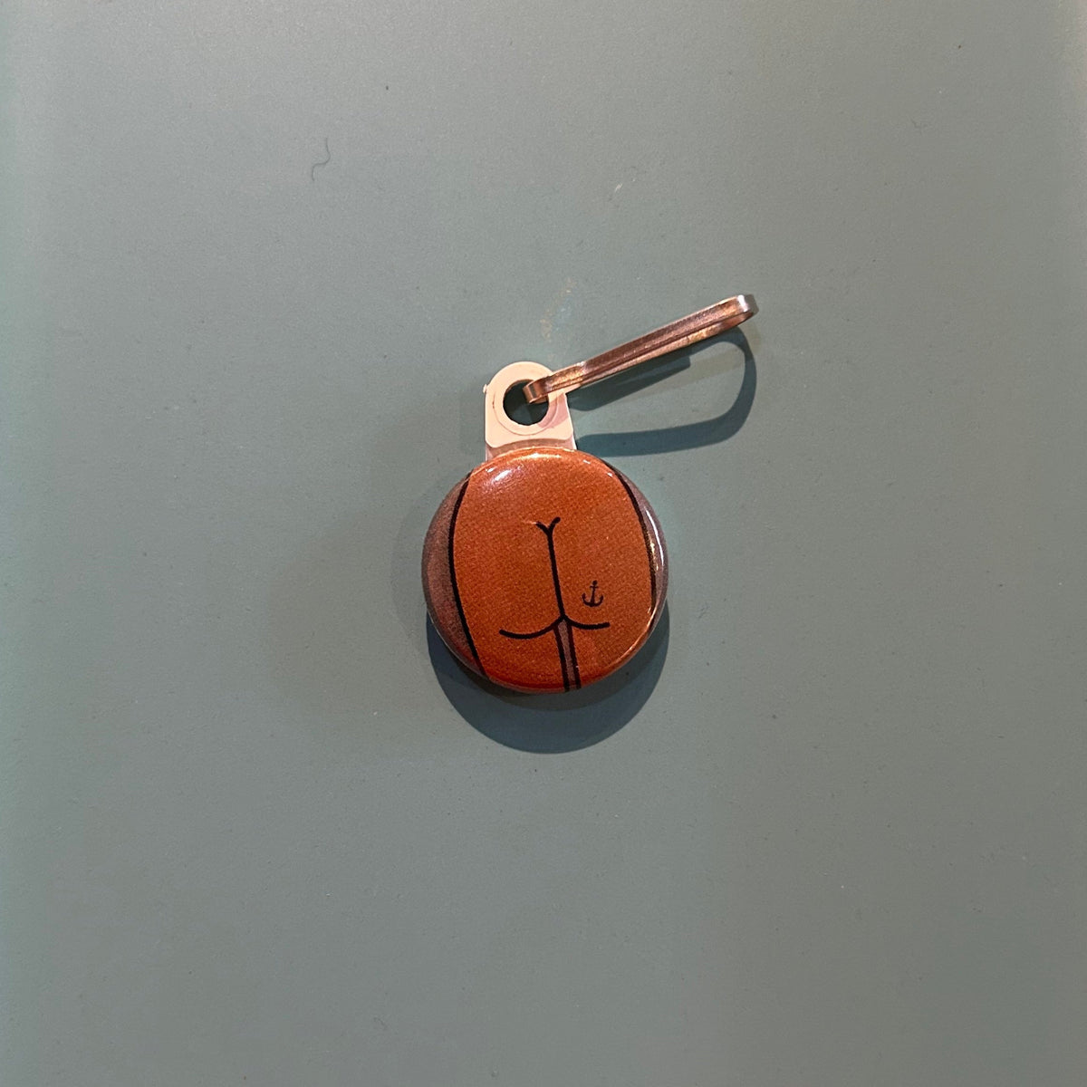 Zipper Pull - Butts