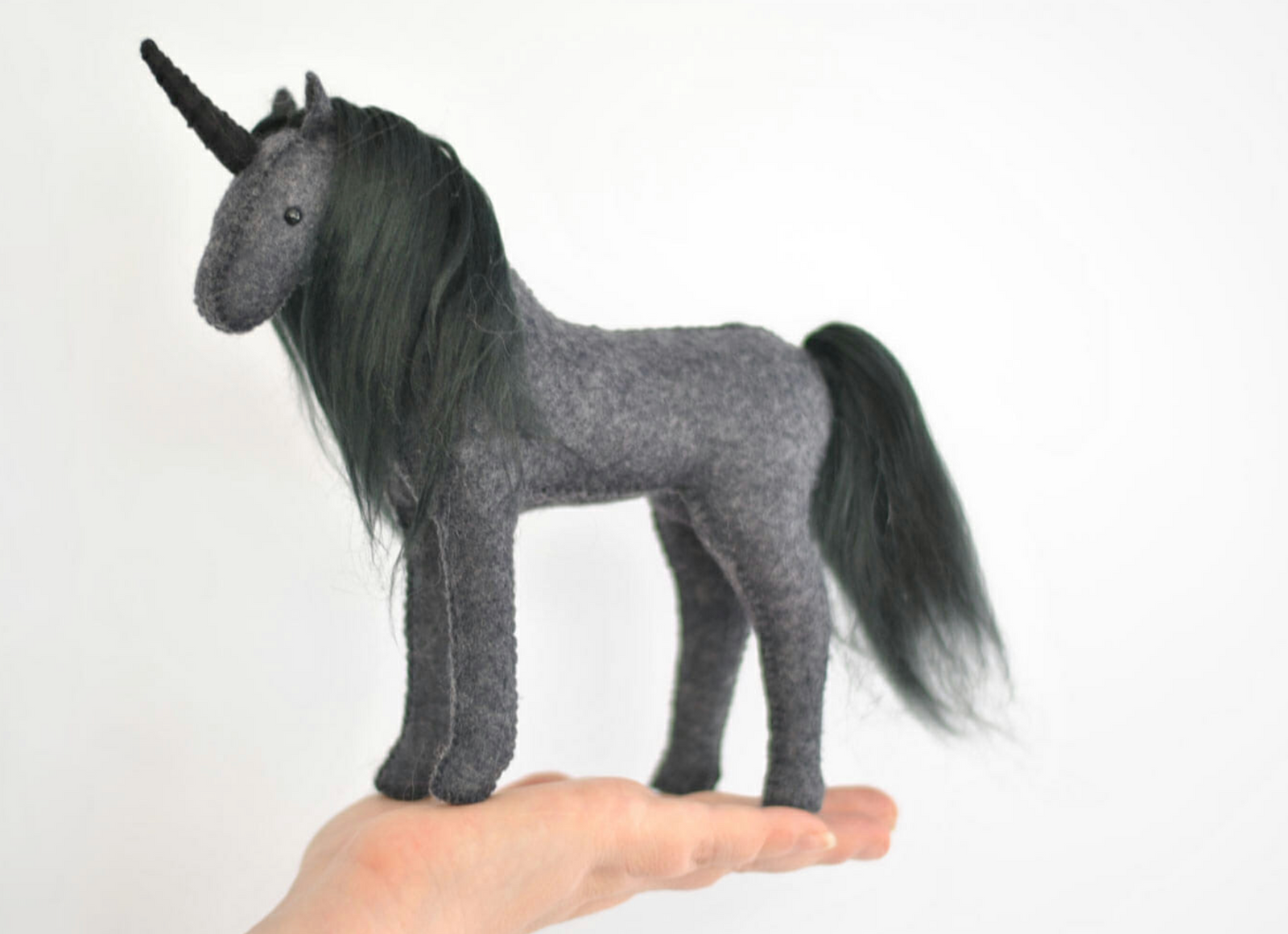 DIY - Unicorn - Dark Sewing Kit