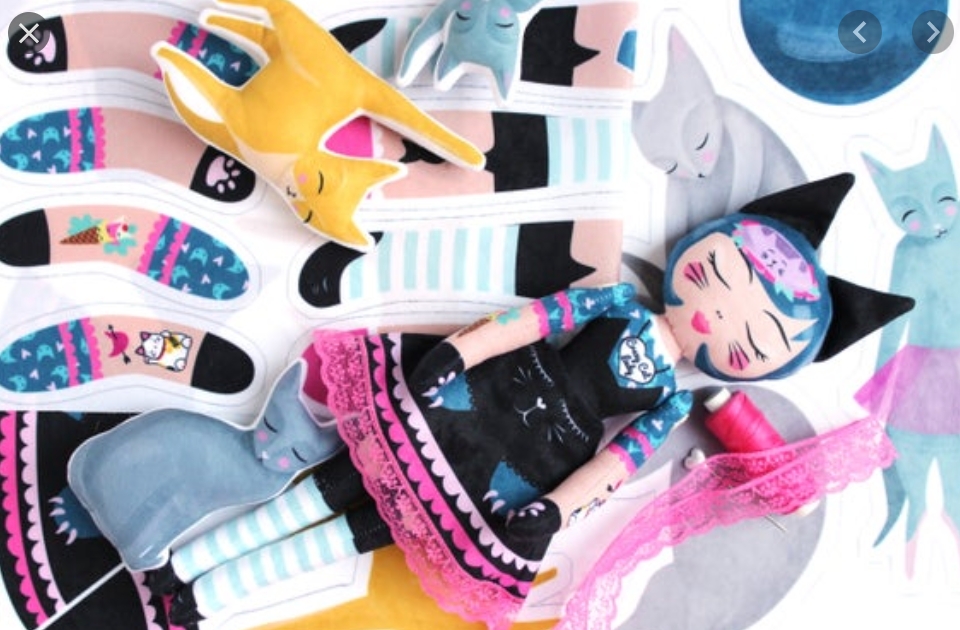 DIY - Freyja the Crazy Cat Lady and Pals Sewing Kit