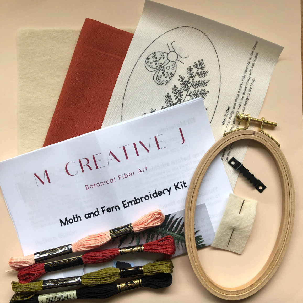 DIY - Embroidery - Moth & Fern Kit