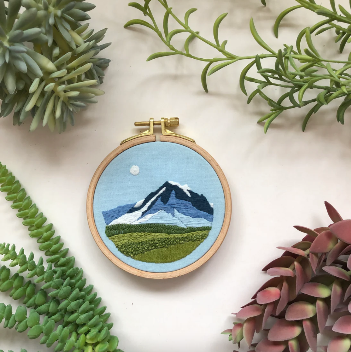 DIY - Embroidery - Mountain View Kit