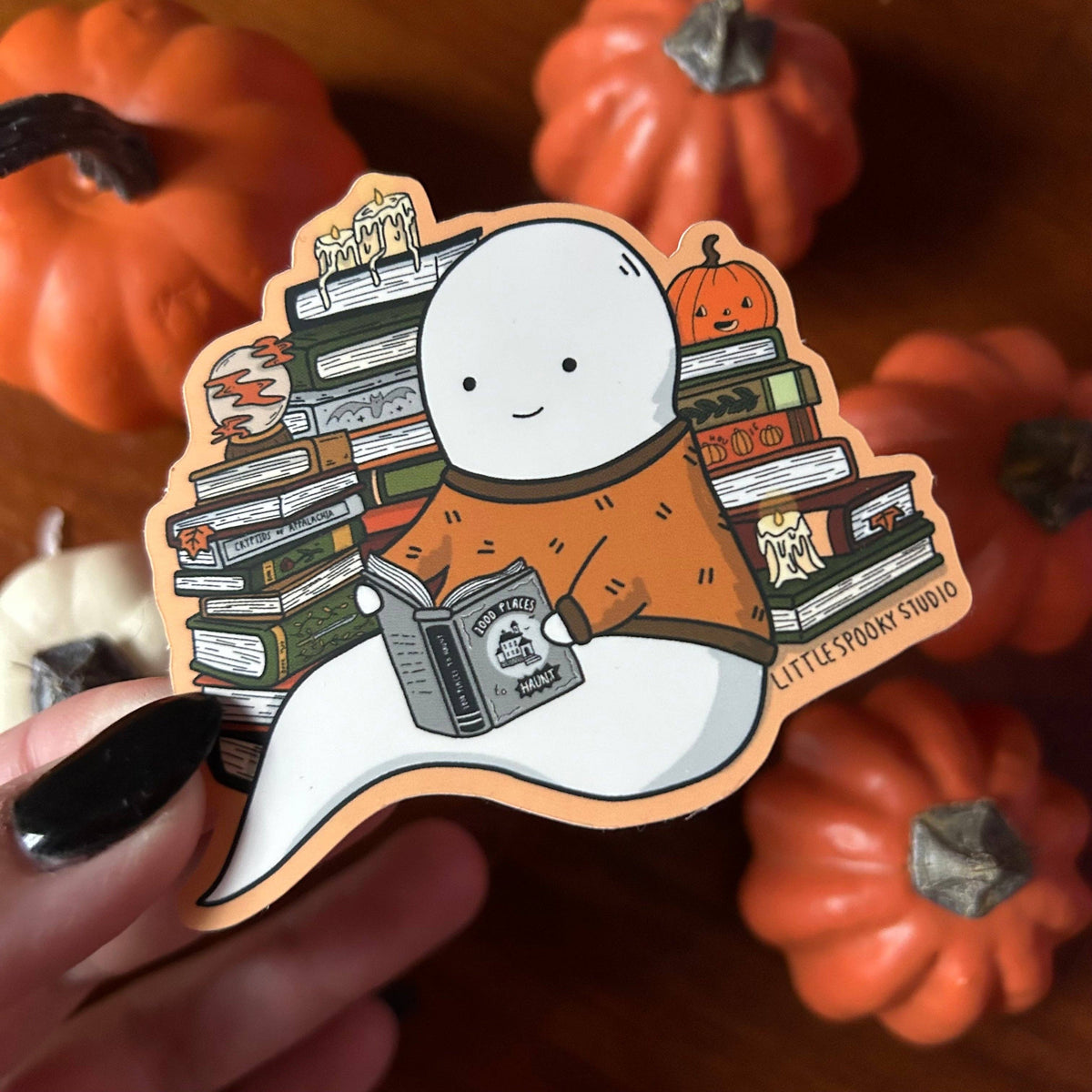 Sticker - Reading Ghostie