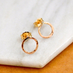 Shine Stud Earrings - minimalist dappled circle post earrings - Foamy Wader