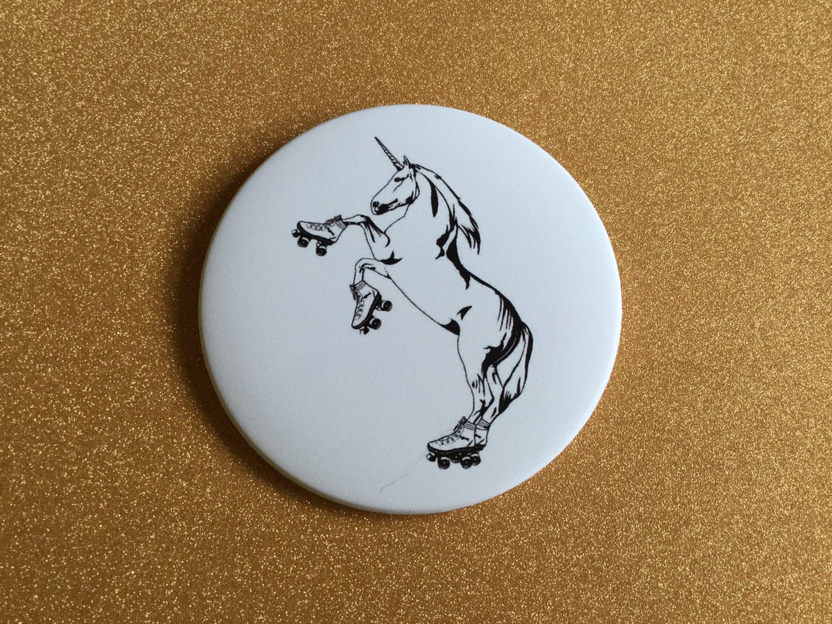 Magnet - 3.5 Inch - Roller Skating Unicorn: B&W