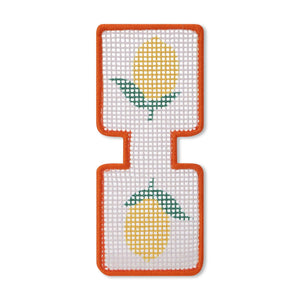 Needlepoint pattern for a lemon design with an orange border. 