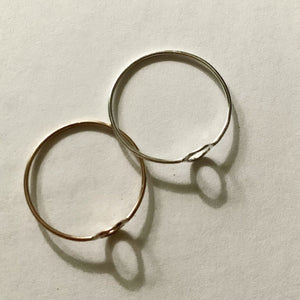 Shine Ring - hammered circle stacking ring gold and silver - Foamy Wader