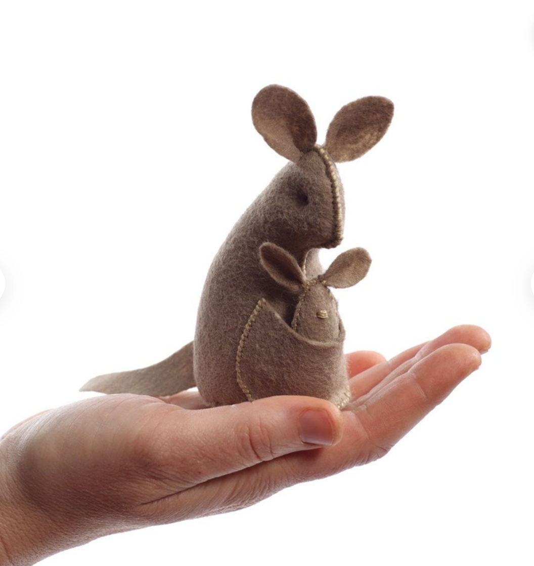 Sewing Kit - Kangaroo