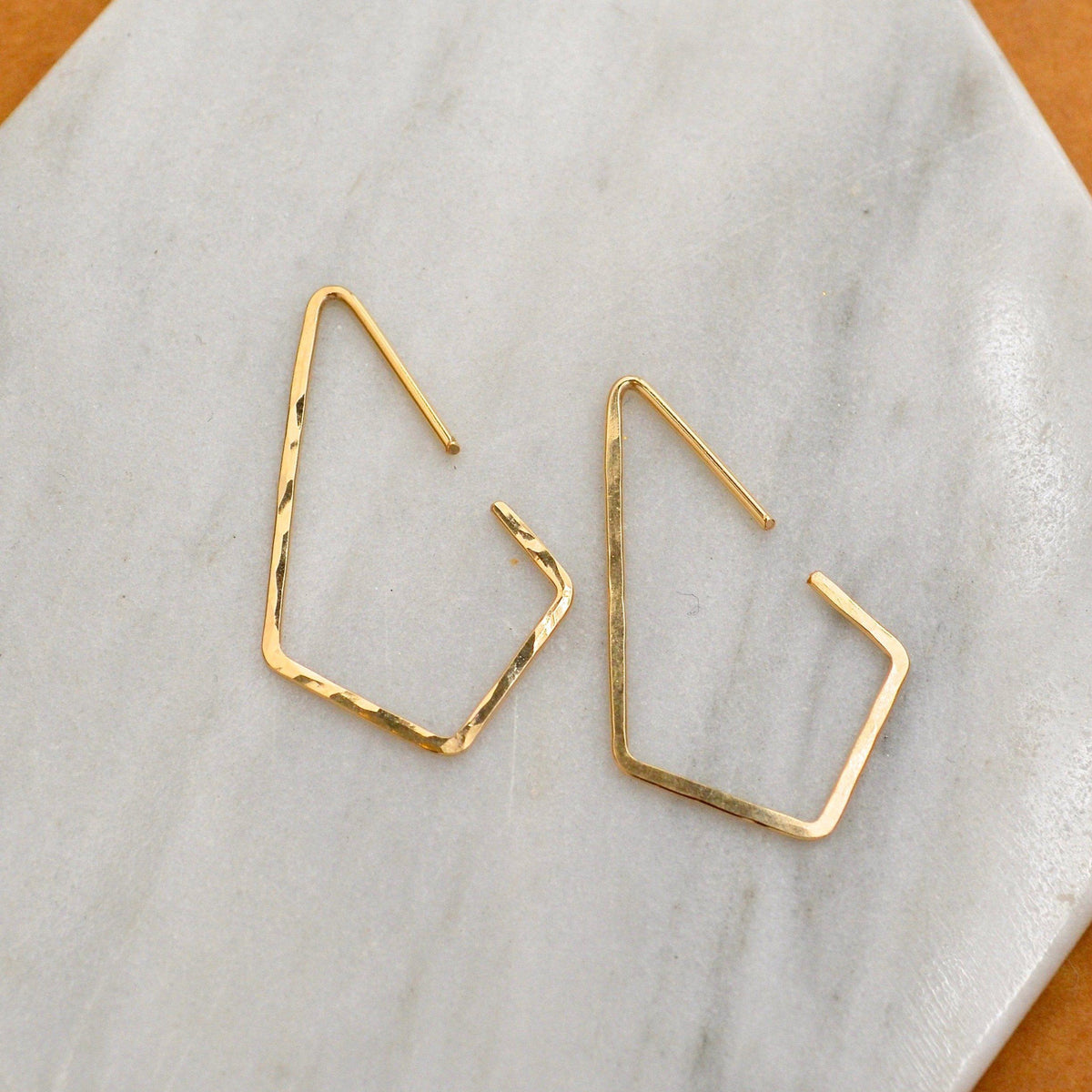 Dunes Hoop Earrings - 14K gold hammered kite diamond shape hoop earrings - Foamy Wader