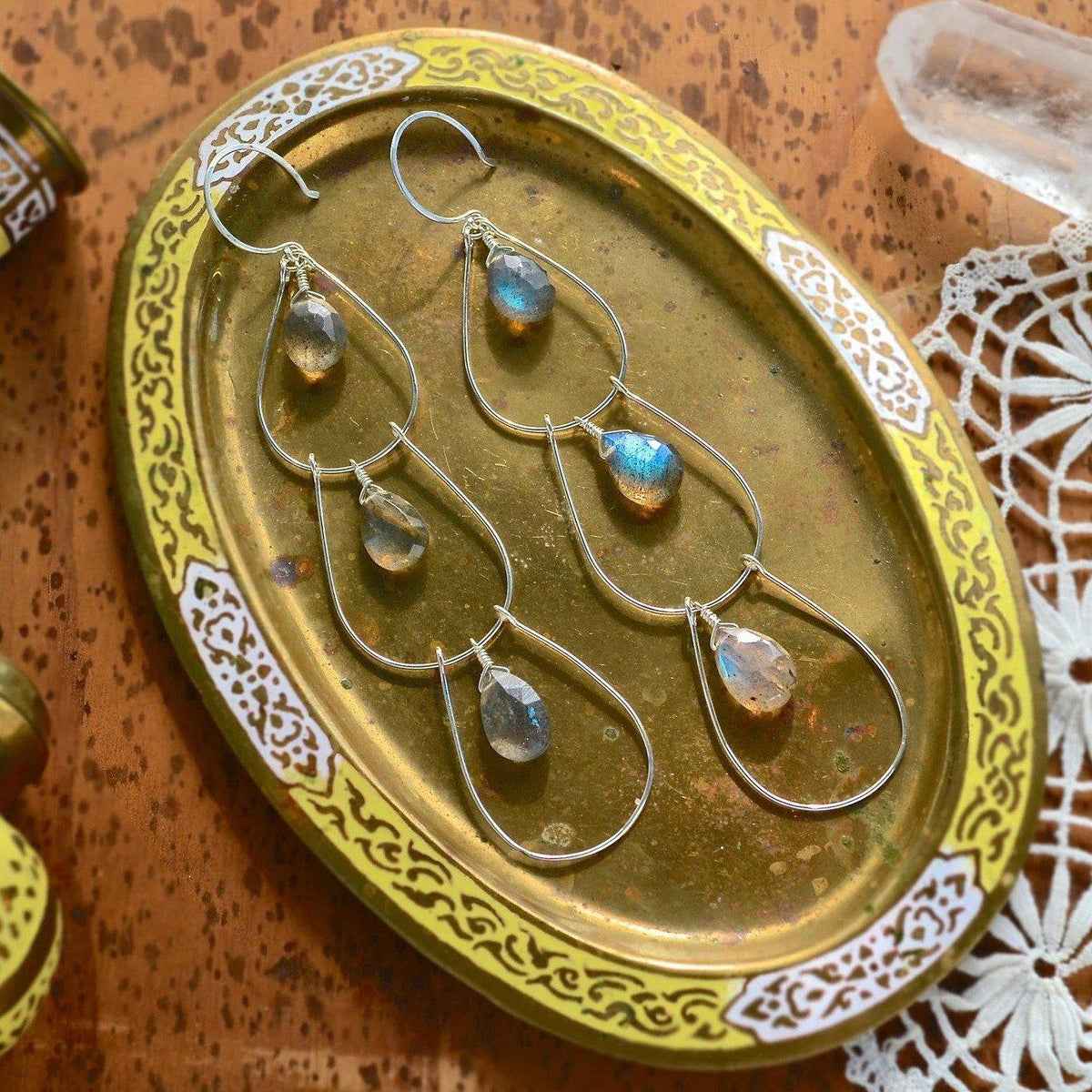 Peacock Feathers Earrings - long triple dangle earrings in labradorite - Foamy Wader