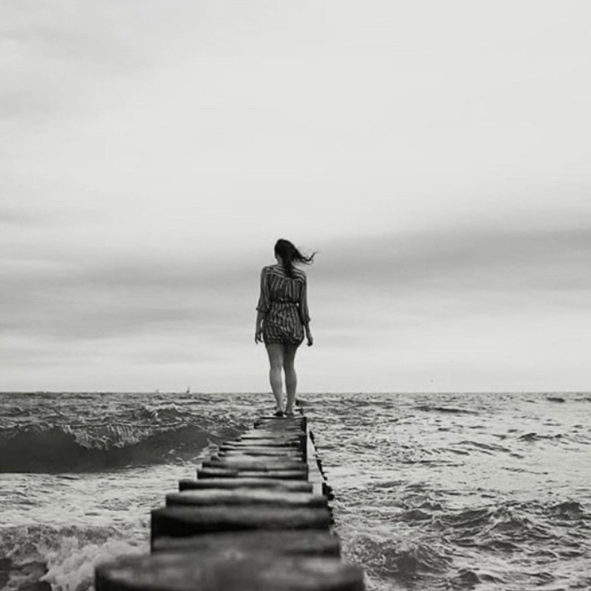 Sliver Hoop Earrings - handmade hammered lightweight thin hoop earrings - Foamy Wader