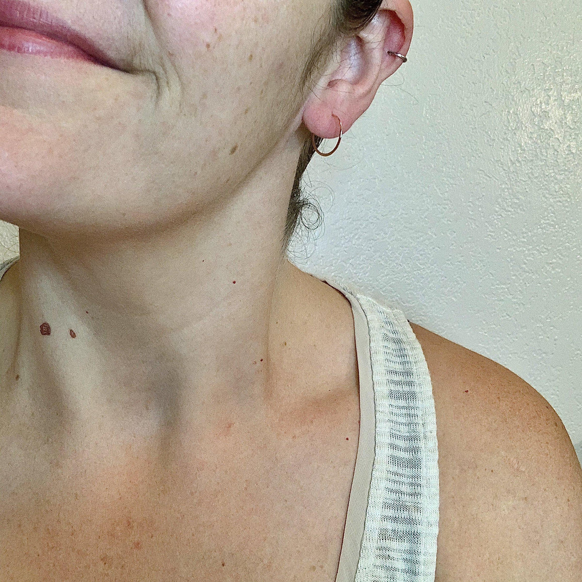 Sliver Hoop Earrings - handmade hammered lightweight thin hoop earrings - Foamy Wader