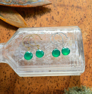 Stunna Earrings - emerald green onyx gemstone drop earrings - Foamy Wader