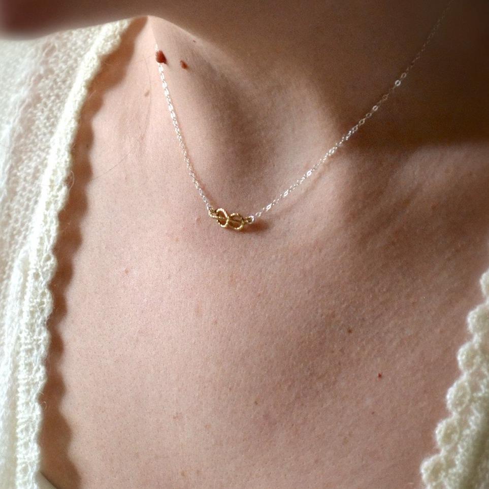 Sailor's Knot Necklace - handmade nautical sailor's knot necklace - Foamy Wader