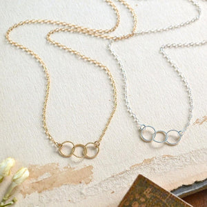 Trio Necklace - handmade interlocking three circle necklace in 14k gold - Foamy Wader