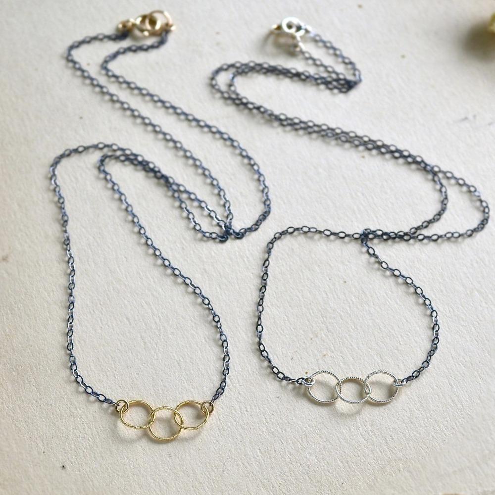 Trio Necklace - handmade interlocking three circle necklace in 14k gold - Foamy Wader