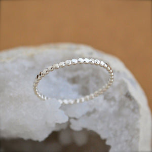 Droplets Ring - beaded dotted shimmering stacking ring in precious metals - Foamy Wader