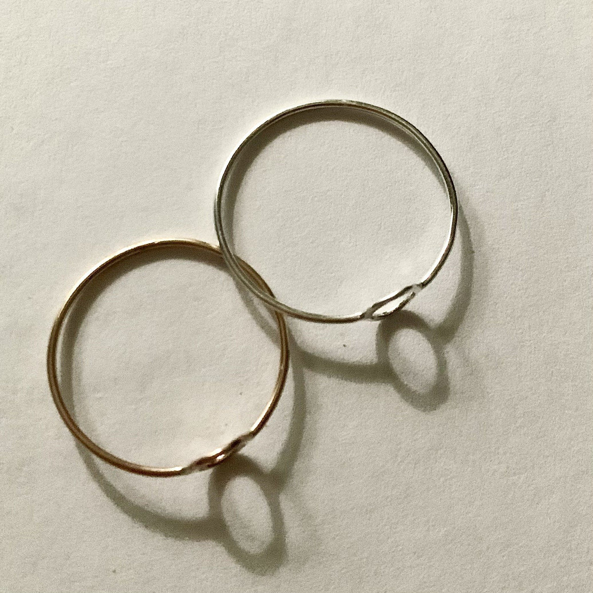 Shine Ring - hammered circle stacking ring gold and silver - Foamy Wader